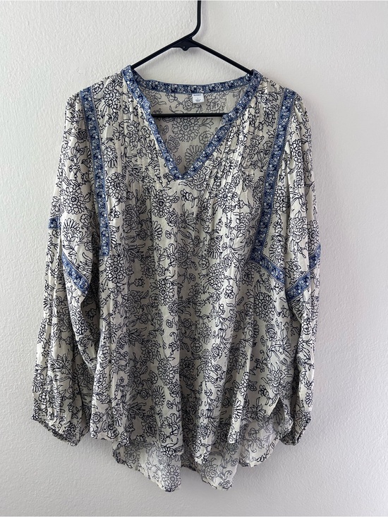 Old Navy Tops - Blue Cream Pleated Floral Peasant Top Boho Prairie Cottagecore Western Large